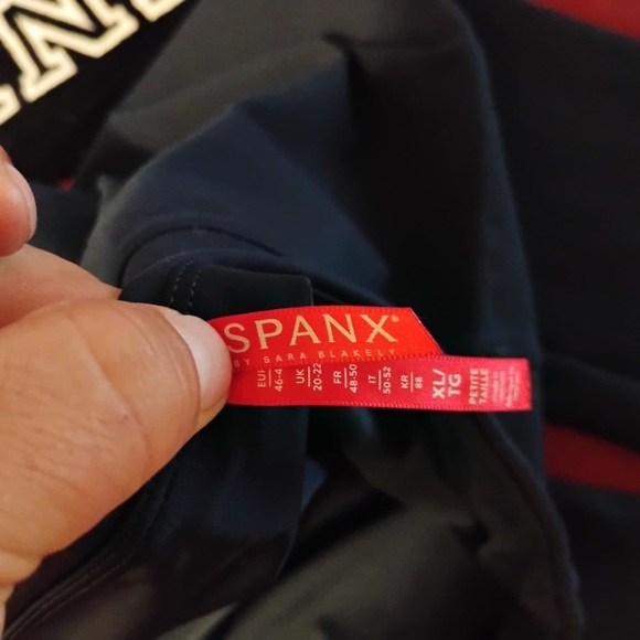 Spanx High-Waisted Navy Blue Leggings Form Fitting Enhancing Flattering Size XL - Picture 3 of 7